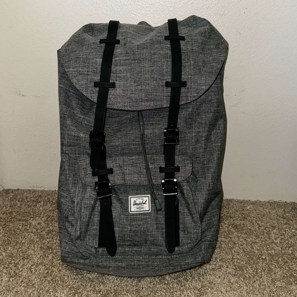 Herschel Little America Backpack - 30L